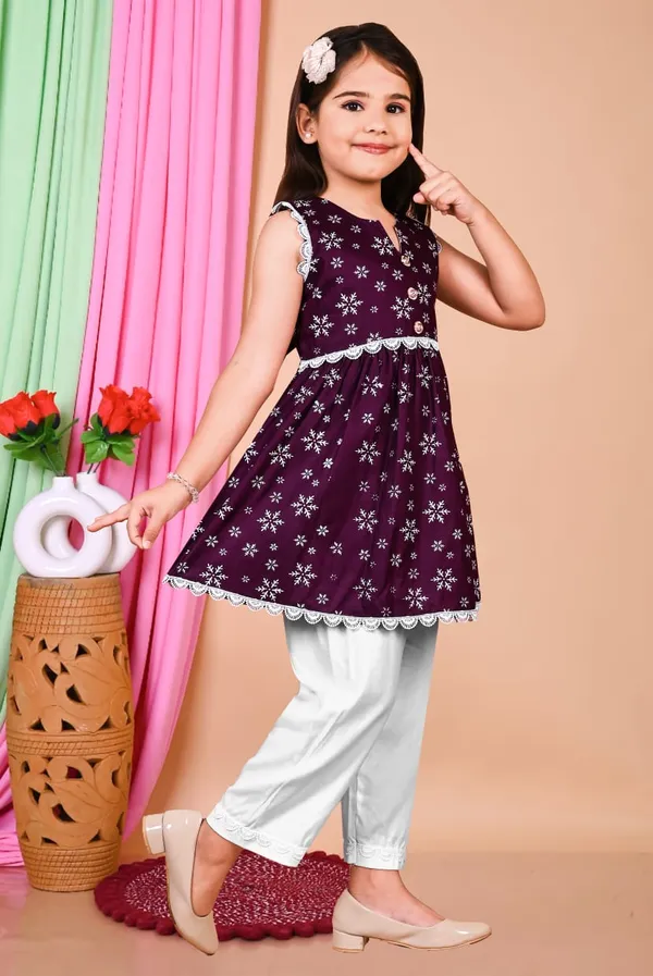 Sky_Blue_And_White_Stylish_Party_And_Festive_Wear_Outfit_Sleeveless_Printed_Kurti_With_Palazzo_Set_For_Kids(Pack_Of_2)