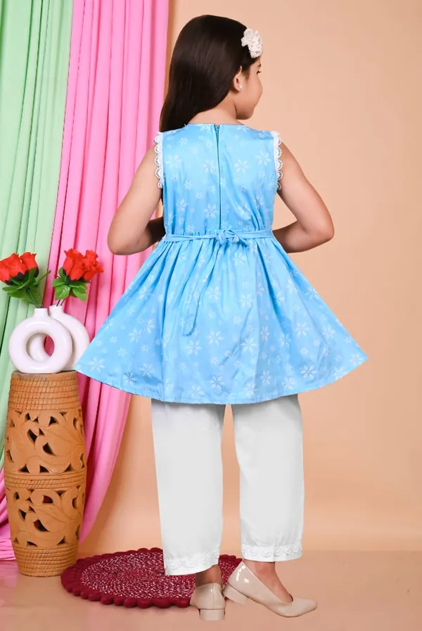 Sky_Blue_And_White_Stylish_Party_And_Festive_Wear_Outfit_Sleeveless_Printed_Kurti_With_Palazzo_Set_For_Kids(Pack_Of_2)
