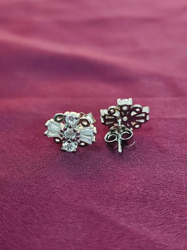Silver_Antique_Dangler_Earrings_For_Female