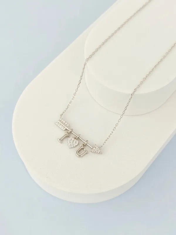 Sterling_Silver_Arrow_Heart_Diamond_Pendant_For_Female