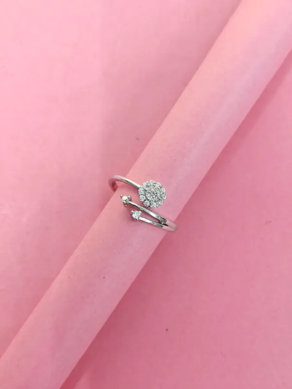 Silver_Art_Deco_Style_Ring_For_Female