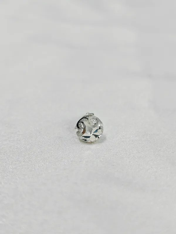 Silver_Classic_Stud_Earrings_For_Female