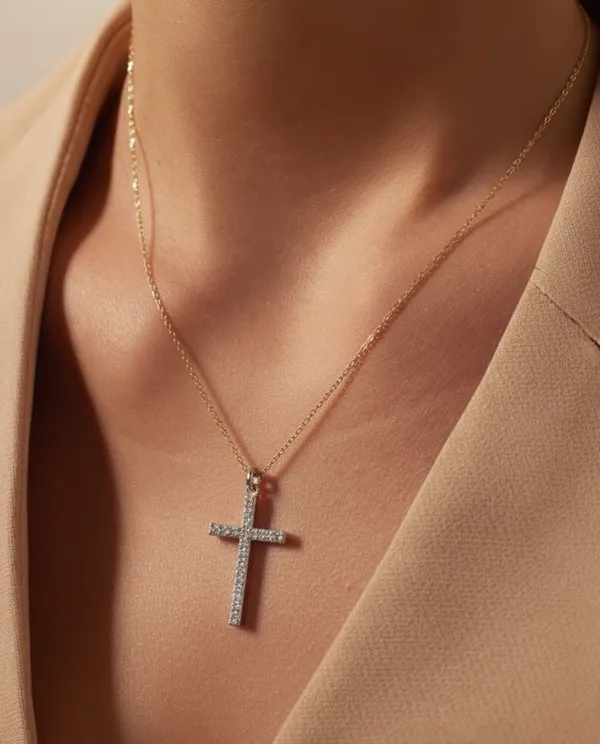 Sterling_Silver_Cross_Diamond_Chain_Pendant_For_Female