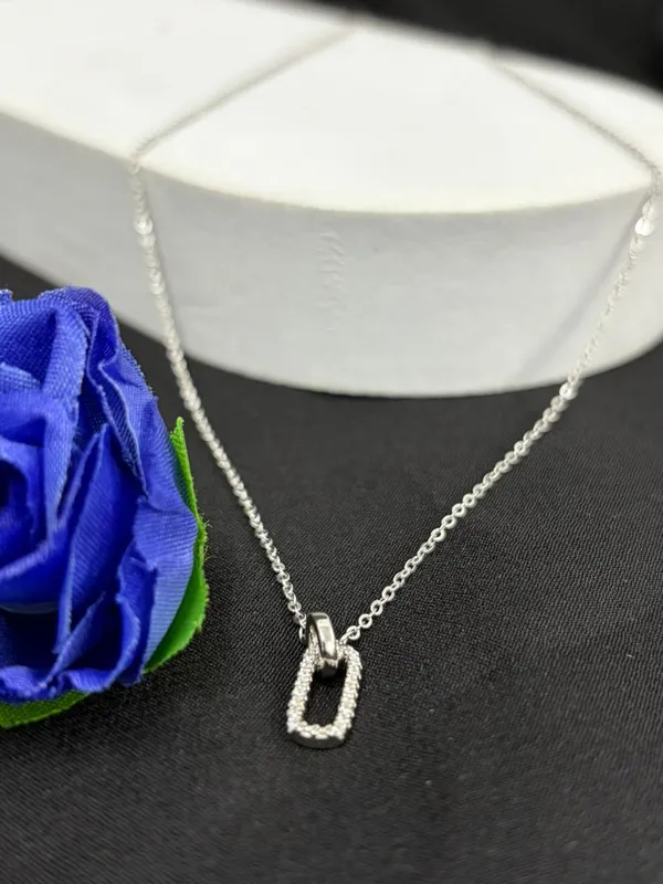 Silver_Designer_925_Chain_With_Pendant_For_Female