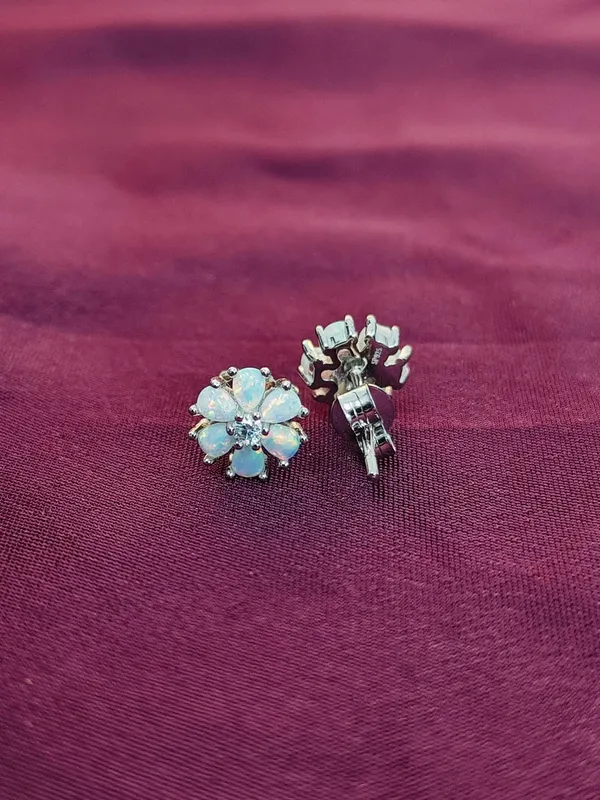 Silver_Designer_Threader_Earrings_For_Female