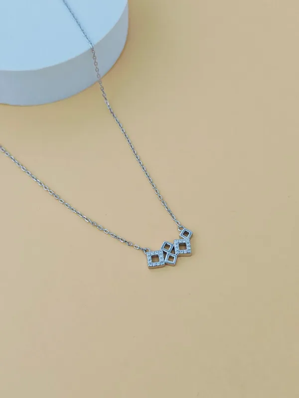 Sterling_Silver_Elegant_Kite_Pendant_For_Female