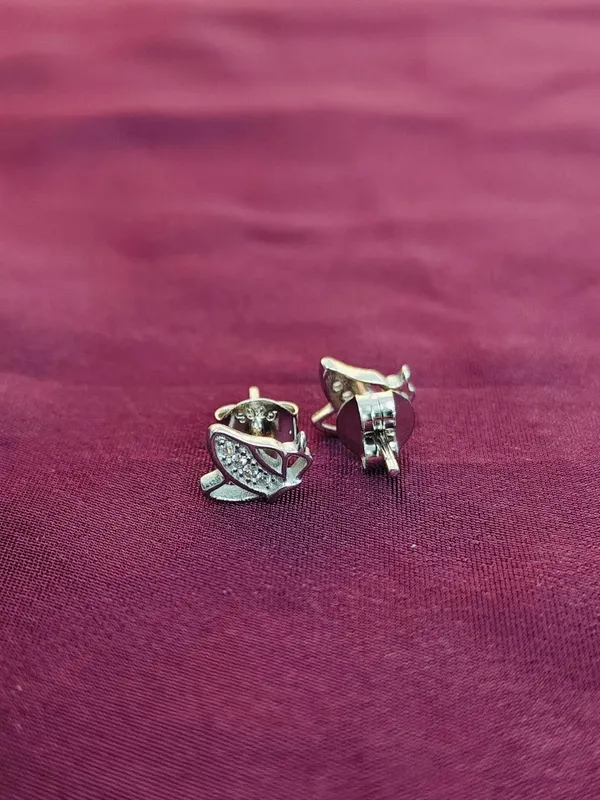 Silver_Ethnic_Design_Earrings_For_Female