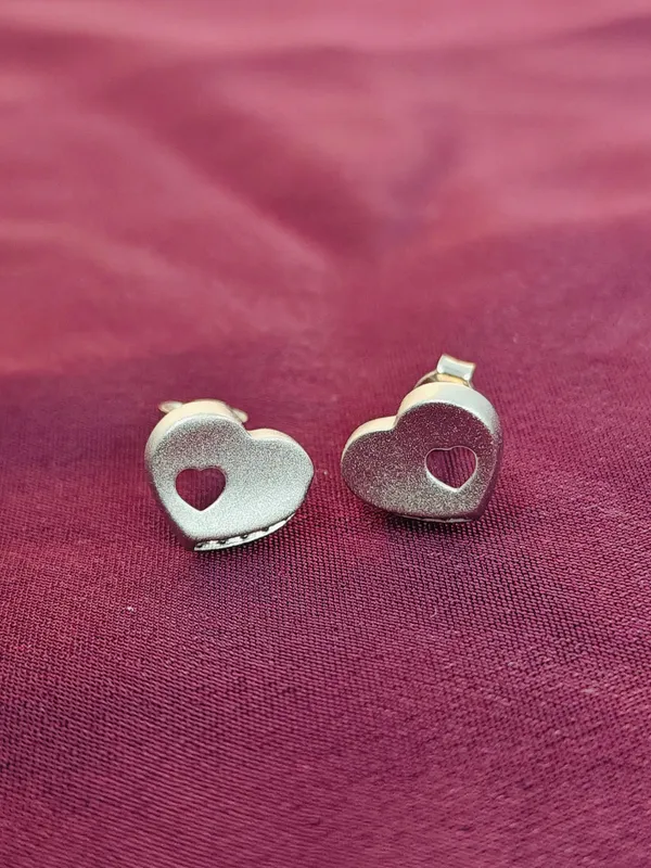 Silver_Everyday_Wear_925_Stud_Earrings_For_Female