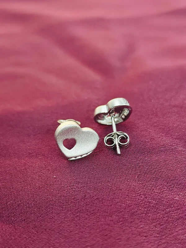 Silver_Everyday_Wear_925_Stud_Earrings_For_Female