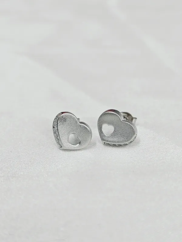 Silver_Everyday_Wear_925_Stud_Earrings_For_Female
