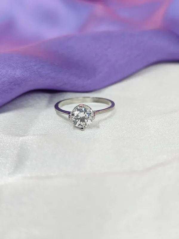 Silver_Fancy_Ring_For_Female