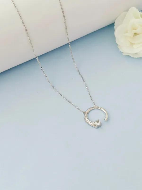 Sterling_Silver_Cresent_Moon_Diamond_Pendant_For_Female