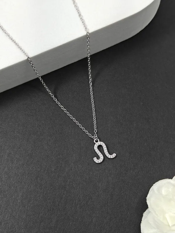 Sterling_Silver_Leo_Zodiac_Sign_Pendant_For_Female