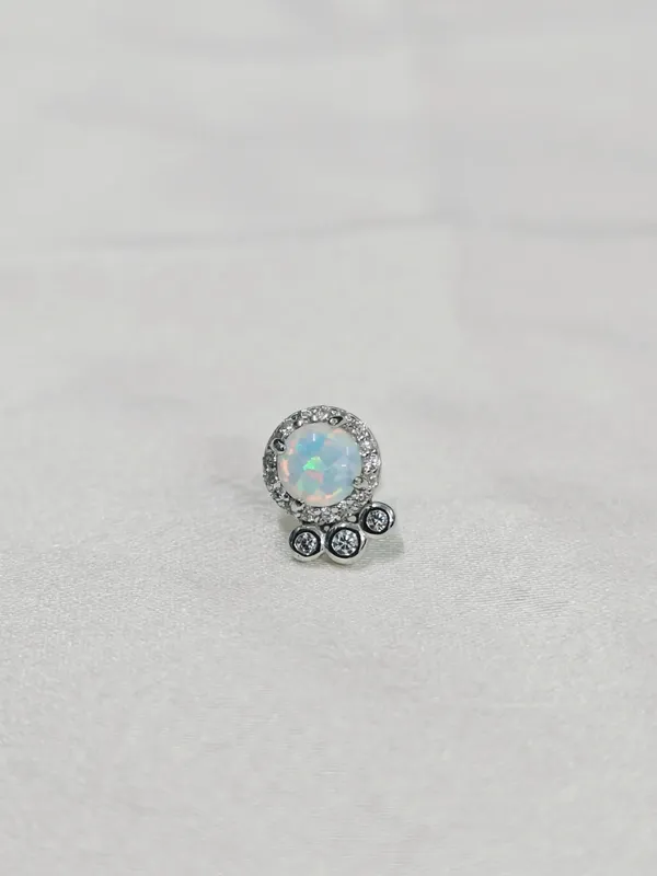 Silver_Minimal_Hoop_Earrings_For_Female