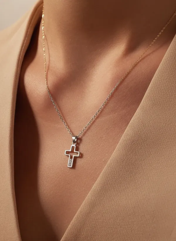 Sterling_Silver_Minimal_Cross_Pendant_For_Female