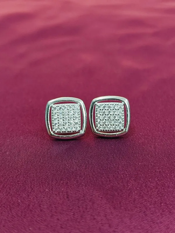Silver_Minimalist_Threader_Earrings_For_Female