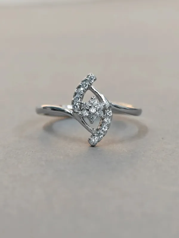 Silver_Minimalist_Sterling_Ring_For_Female