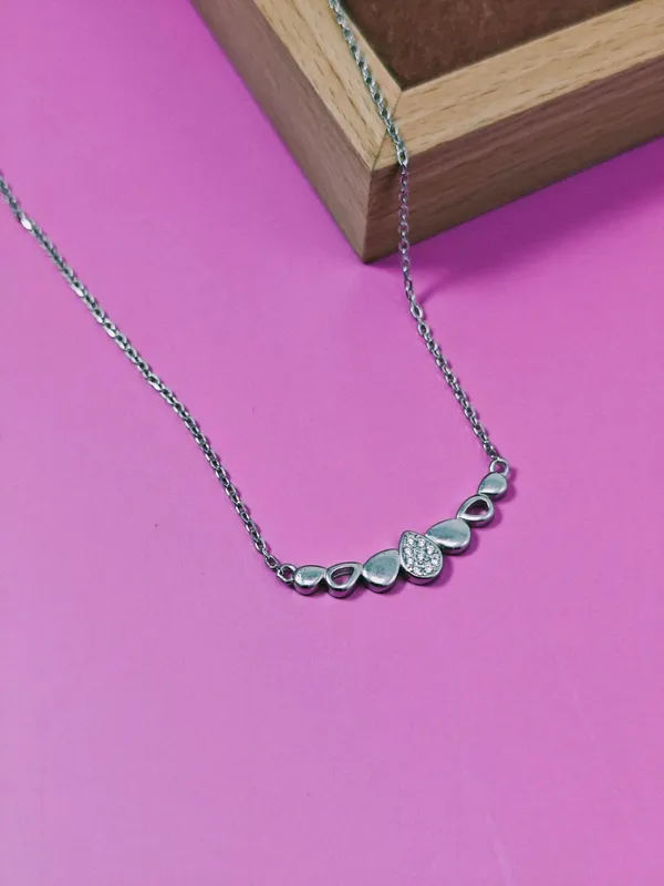 Sterling_Silver_Pear_Diamond_Pendant_For_Female