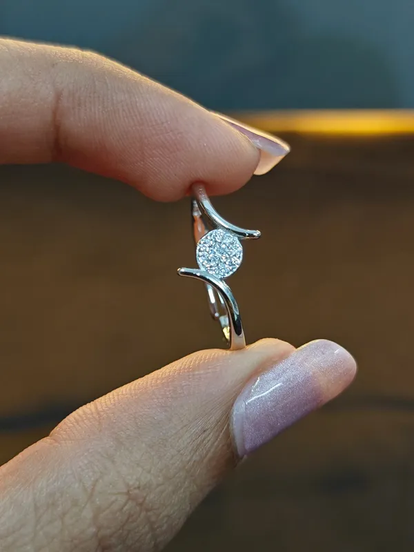 Silver_Premium_Finger_Ring_For_Female