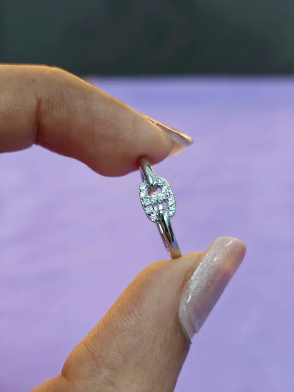Silver_Ring_Cute_And_Trendy_Accessory_For_Female