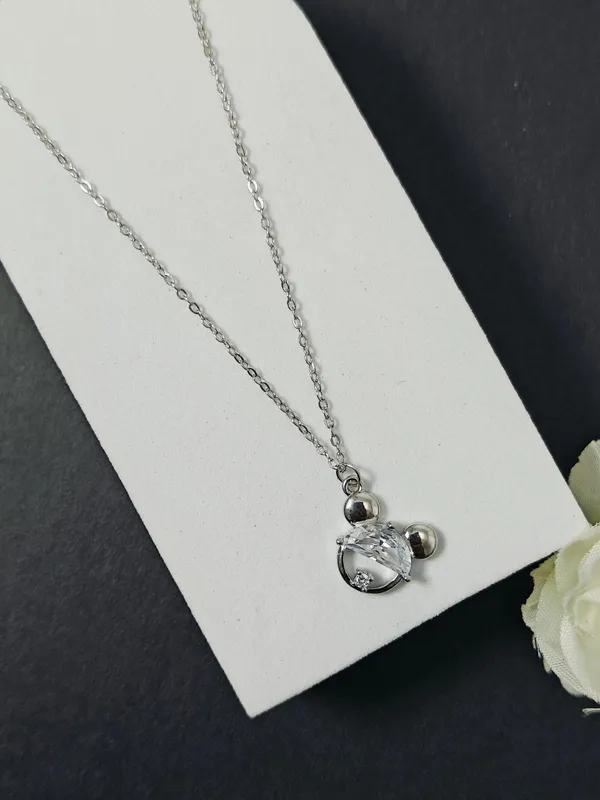 Sterling_Silver_Round_Half_Diamond_Pendant_For_Female