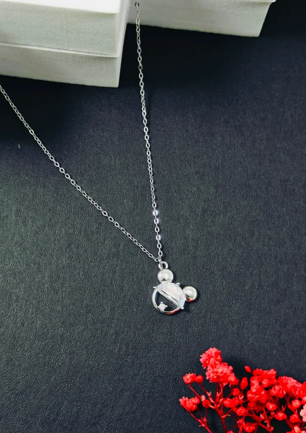 Sterling_Silver_Round_Half_Diamond_Pendant_For_Female