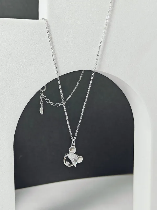 Sterling_Silver_Round_Half_Diamond_Pendant_For_Female