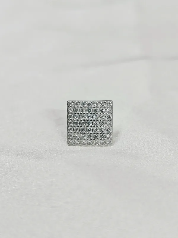Silver_Royal_Earrings_For_Female