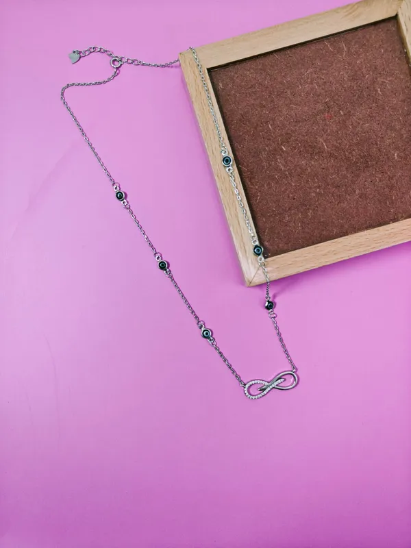 Sterling_Silver_Connected_Infinity_Pendant_For_Female