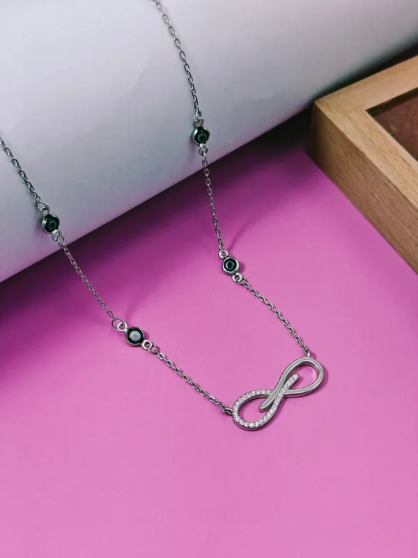 Sterling_Silver_Connected_Infinity_Pendant_For_Female