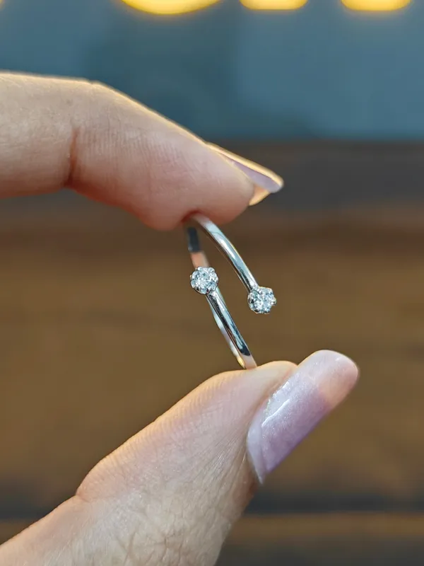 Silver_Simple_Ring_For_Female