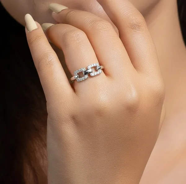Silver_Slim_Band_Ring_For_Female