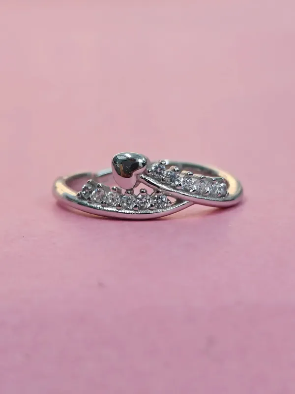 Silver_Stone_Studded_Ring_For_Female