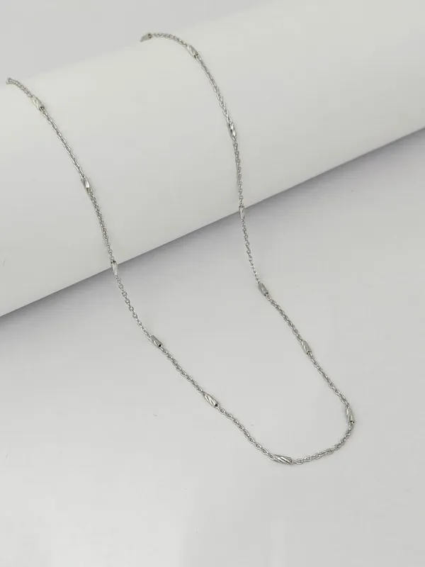 Sterling_Silver_Elegant_Chain_For_Female
