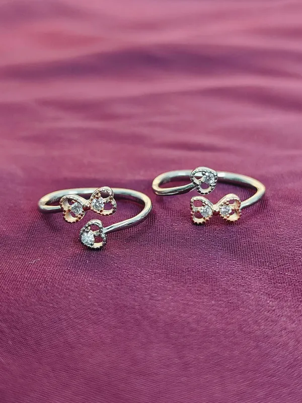 Silver_Traditional_Toe_Ring_For_Female