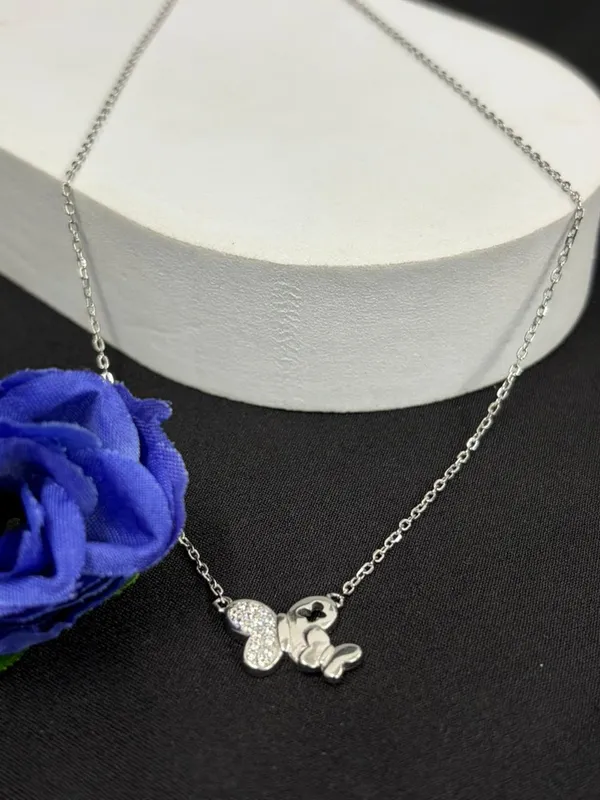Silver_And_Blue_Trendy_925_Chain_With_Pendant_For_Female