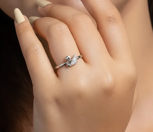 Silver_Trendy_Ring_For_Female