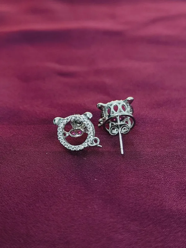Silver_Unique_Designer_Earrings_For_Female