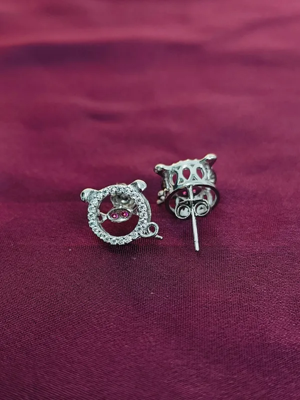 Silver_Unique_Designer_Earrings_For_Female