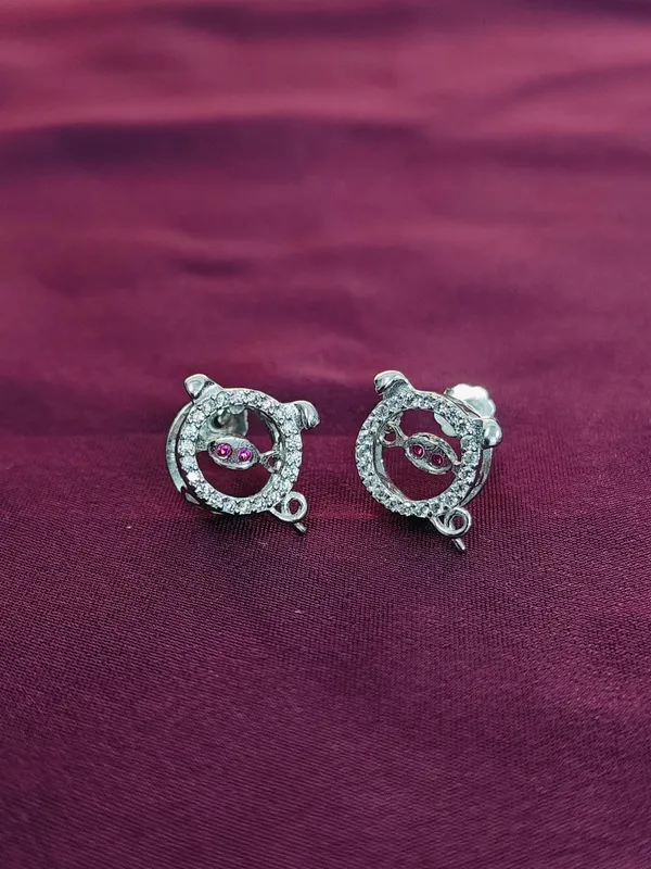 Silver_Unique_Designer_Earrings_For_Female