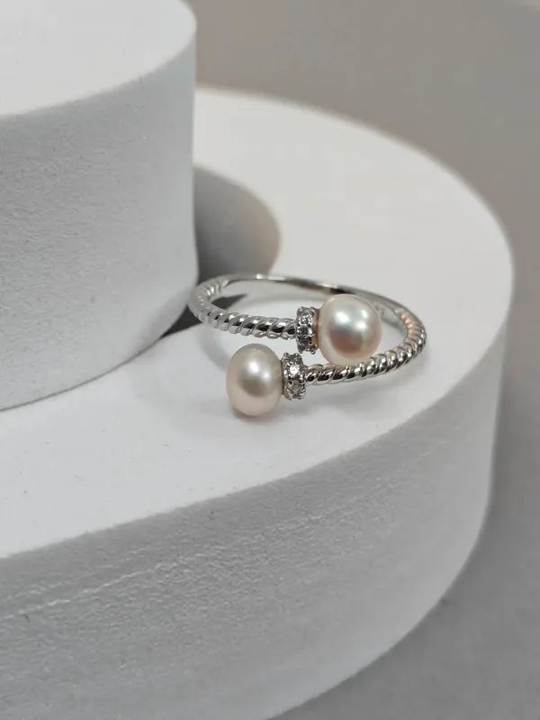 Silver_Ring_For_Festivals_For_Female