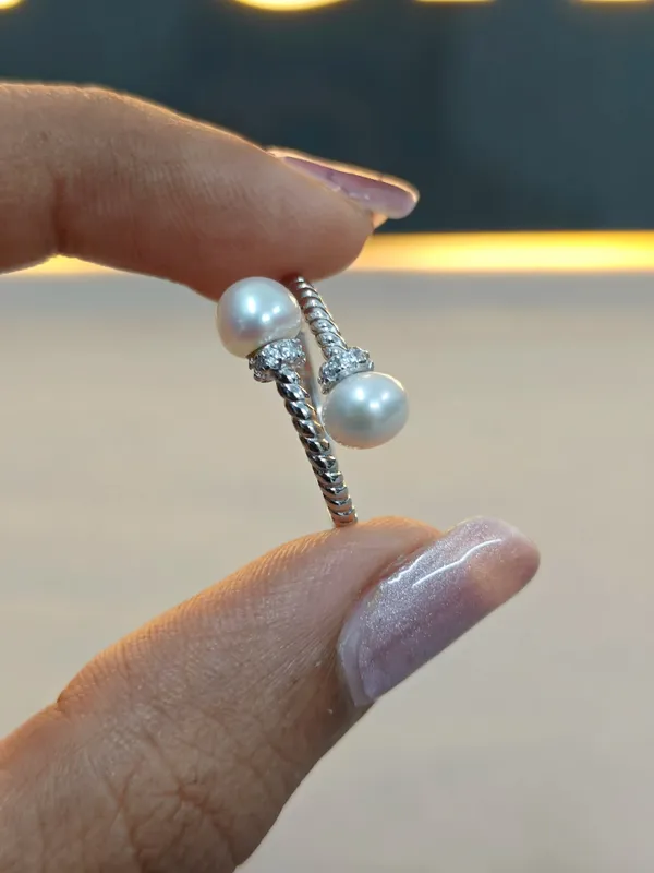 Silver_Ring_For_Festivals_For_Female