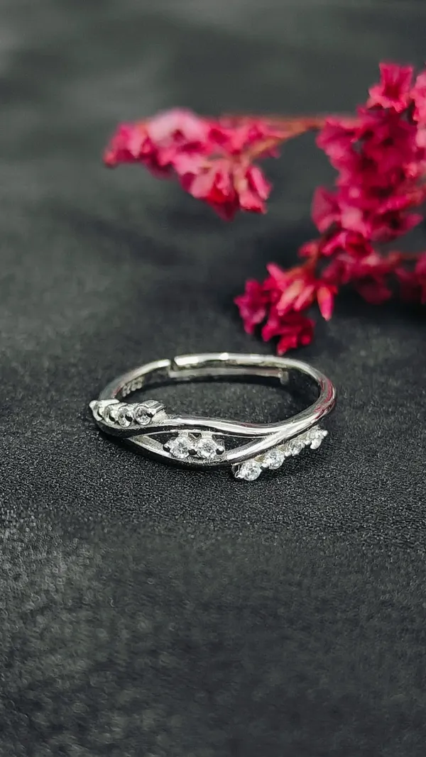 Silver_Zircon_Studded_Ring_For_Female