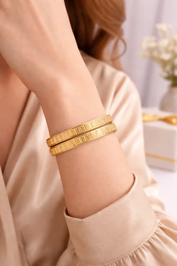 Gold_Plated_Alloy_Textured_Open_Bangle_Bracelet_For_Women