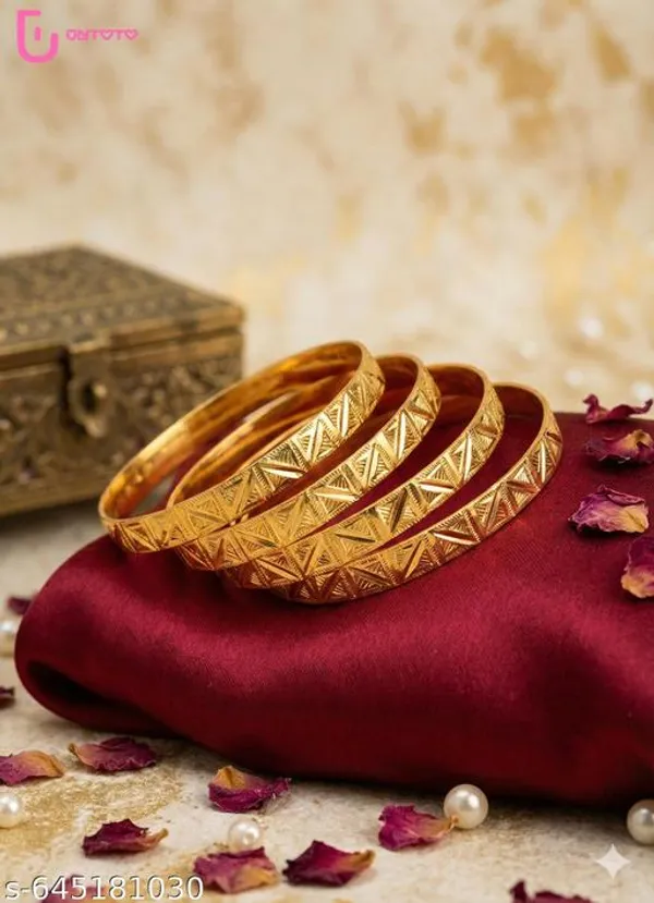 Gold_Alloy_Premium_Finish_Daily_&_Party_Wear_Bangles_Set_For_Women