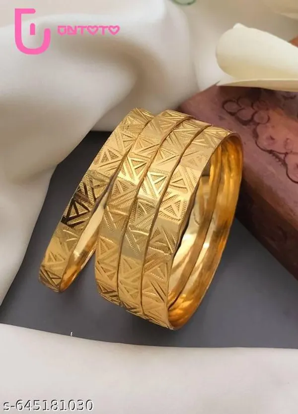 Gold_Alloy_Premium_Finish_Daily_&_Party_Wear_Bangles_Set_For_Women
