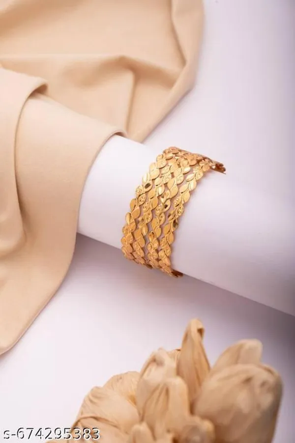 Gold_Plated_Alloy_Luxurious_Leaf_Pattern_Artificial_Bangle_Set_For_Women