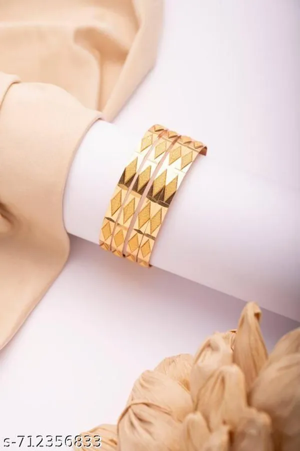 Gold_Plated_Alloy_Trendy_Geometric_Bracelet_For_Women