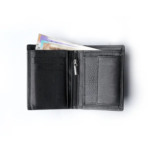 Black_Leather_Signature_Bi_Fold_For_Male