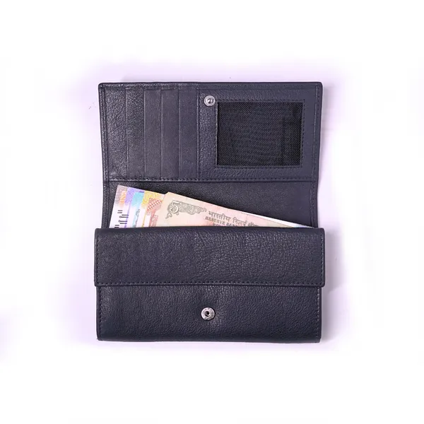 Blue_Leather_Signature_Compact_Purse_For_Female